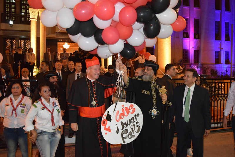 Begrüßungszeremonie vor der Patriarchalresidenz der koptisch-orthodoxen Kirche in Kairo