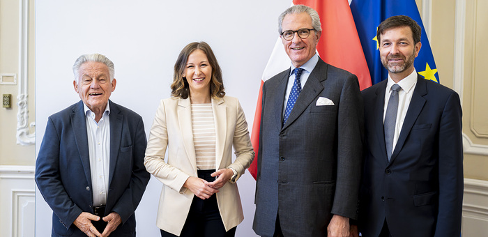 Kultusministerin Plakolm würdigt Arbeit von 'Pro Oriente'